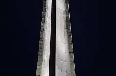 Обелиск «Штык» в Брестской крепости